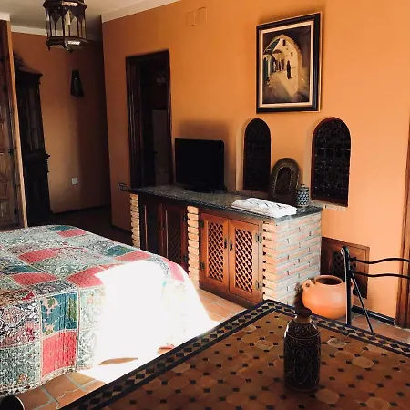 Carmen De La Candelaria *